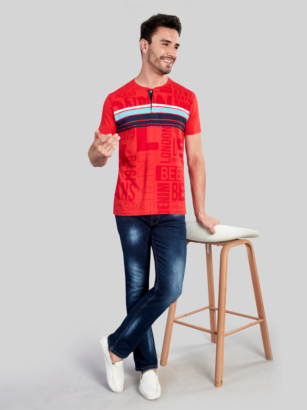 Red Printed Henly Neck T-Shirt