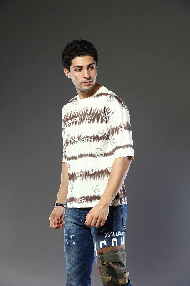 Graphic Print RoundNeck Oversized Drop Shoulder T-Shirt