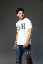 Light Cream Graphic Print Round Neck Stretchable T-Shirt